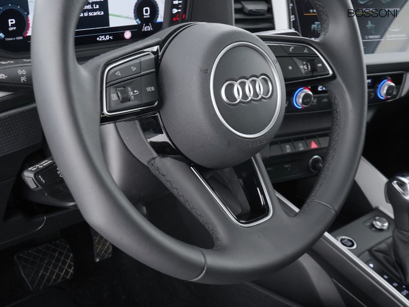 25 - Audi A1 allstreet 30 1.0 tfsi 116cv business s tronic