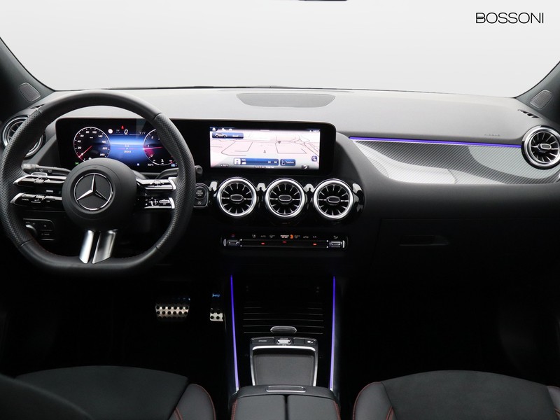 13 - Mercedes GLA 200 d amg line advanced plus 4matic 8g-dct