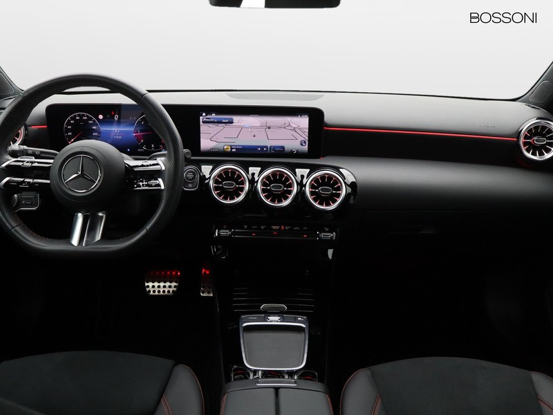 13 - Mercedes Classe A 180 amg line advanced plus 7g-dct