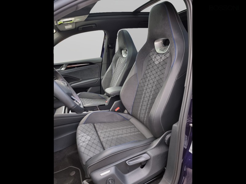 7 - Volkswagen Tayron 1.5 tsi ehybrid 204cv r-line plus dsg