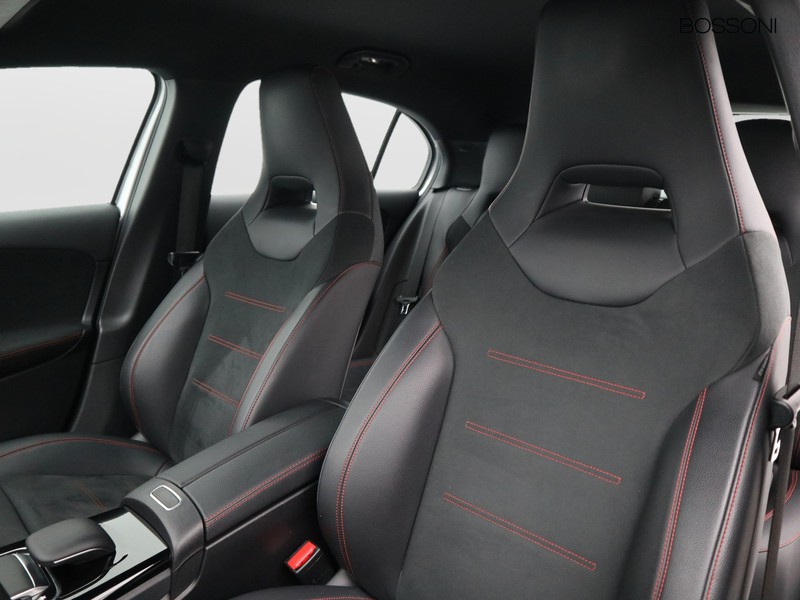 7 - Mercedes Classe A 200 premium 7g-dct