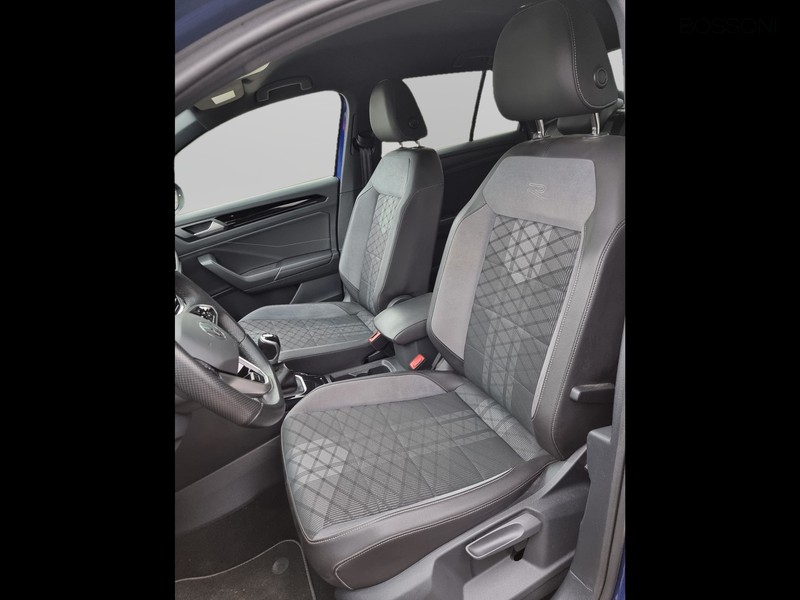 7 - Volkswagen T-Roc 1.5 tsi act r line