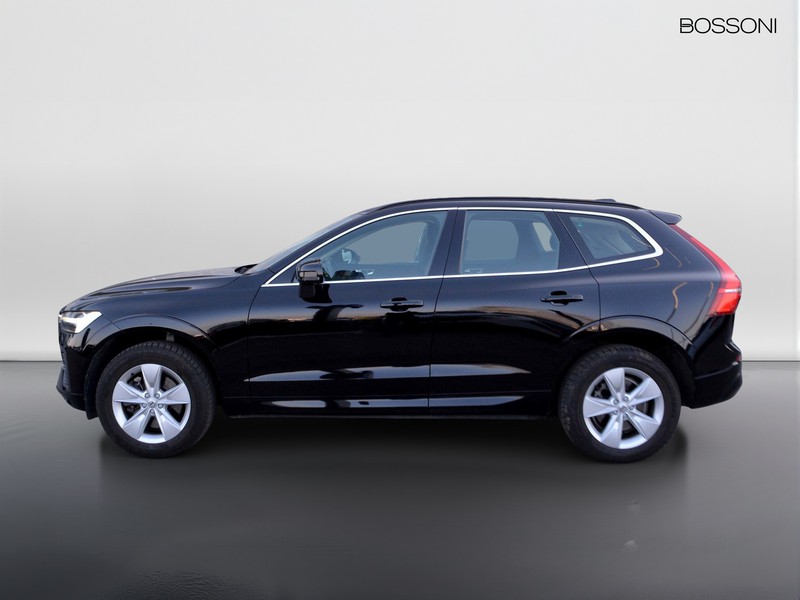 25 - Volvo XC60 2.0 b4 core automatico
