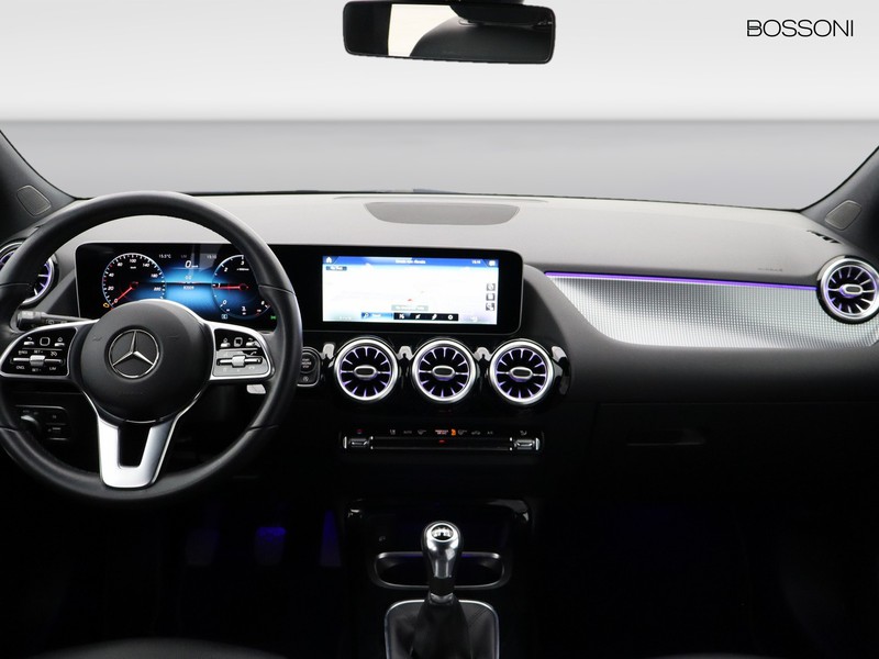 13 - Mercedes Classe B 180 d sport plus