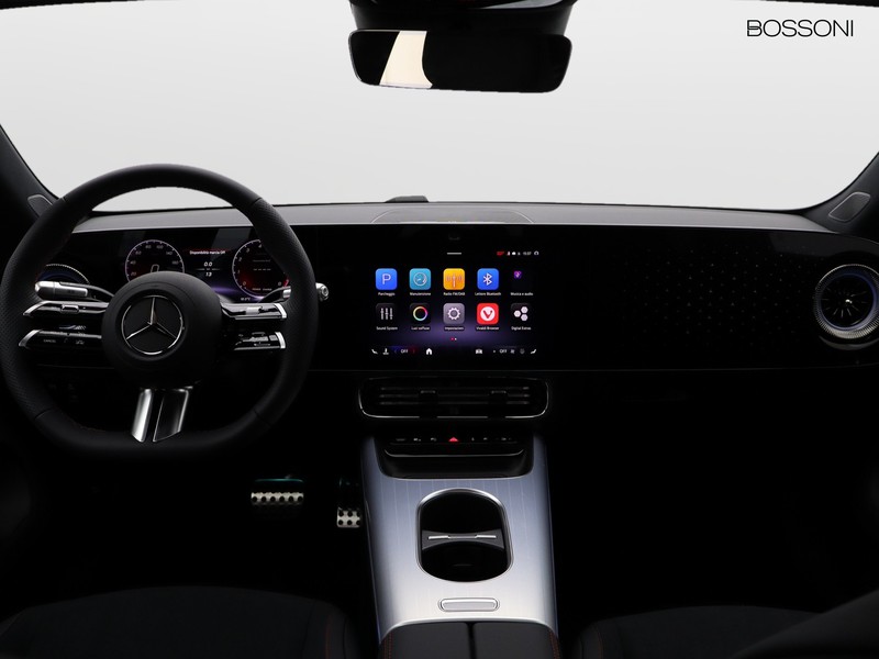 13 - Mercedes CLA 200 advanced plus 4matic auto