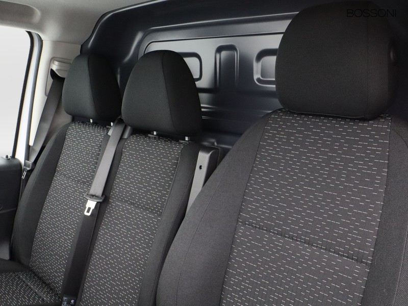 7 - Mercedes Vans Vito furgone 110 cdi compact pro