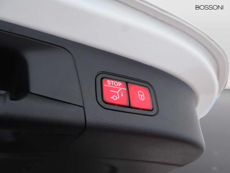 19 - Mercedes GLA 250 e plug-in-hybrid amg line extra 8g-dct