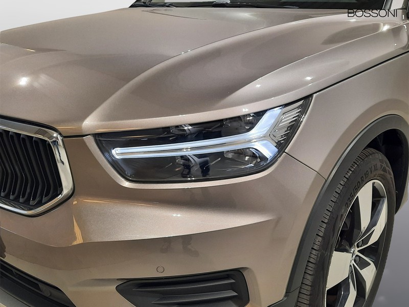 25 - Volvo XC40 n1 1.5 t2 momentum geartronic my21 autocarro