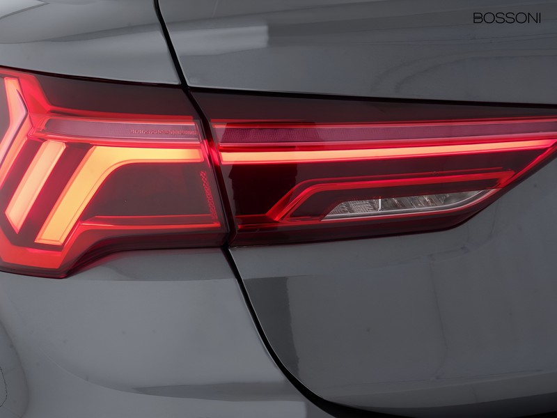 7 - Audi Q3 sportback 35 1.5 tfsi evo2 s line edition s tronic