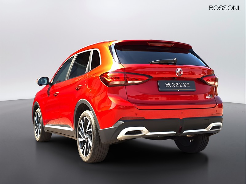 7 - Mg ZS 1.5 hybrid+ luxury auto
