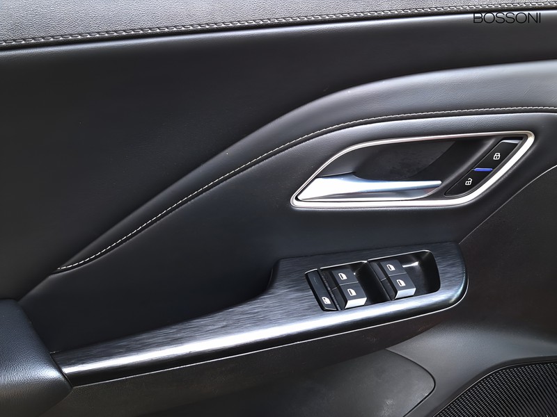 19 - Mg ZS 1.5 hybrid+ luxury auto