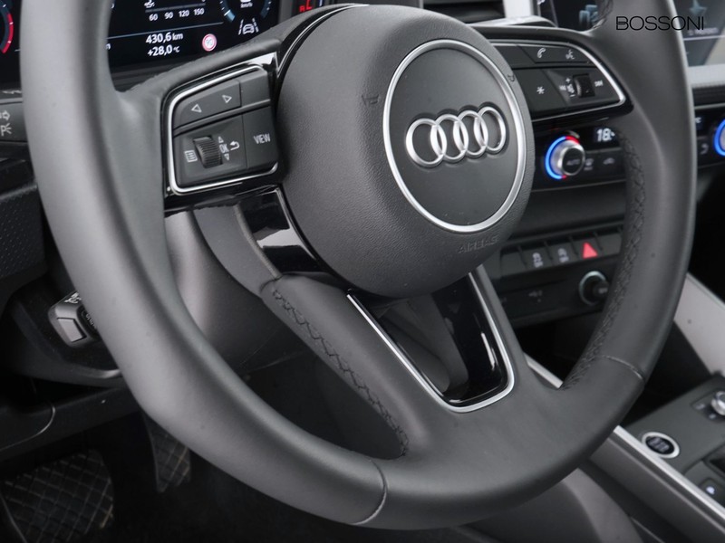 25 - Audi A1 allstreet 30 1.0 tfsi 116cv business s tronic