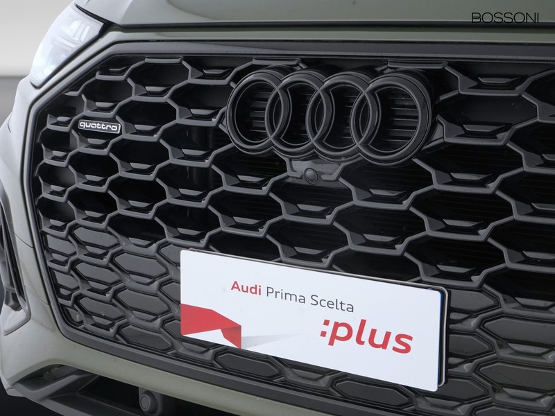 37 - Audi Q5 sportback 40 2.0 tdi mhev 12v identity black quattro s tronic