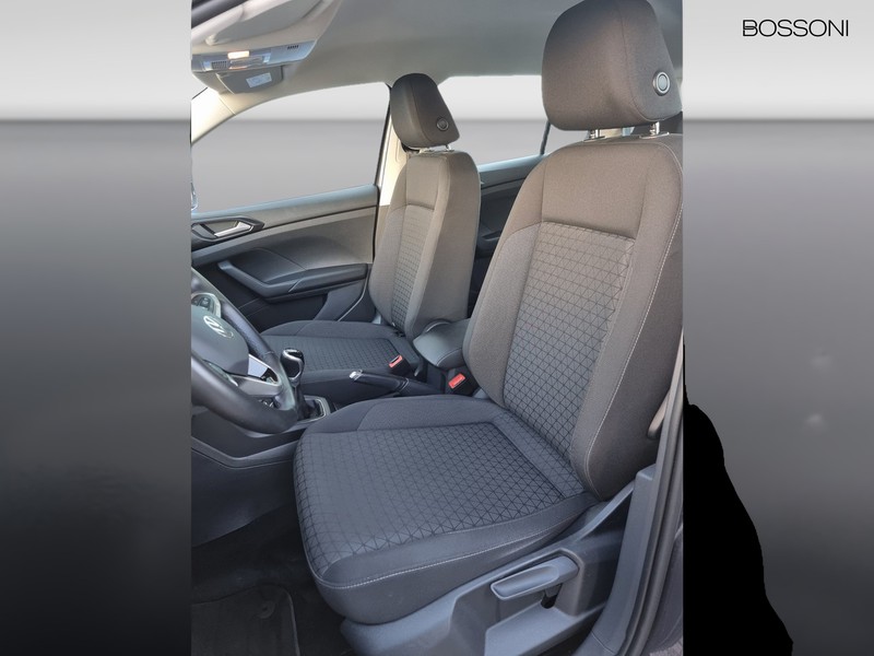 7 - Volkswagen T-Cross 1.0 tsi 95cv style