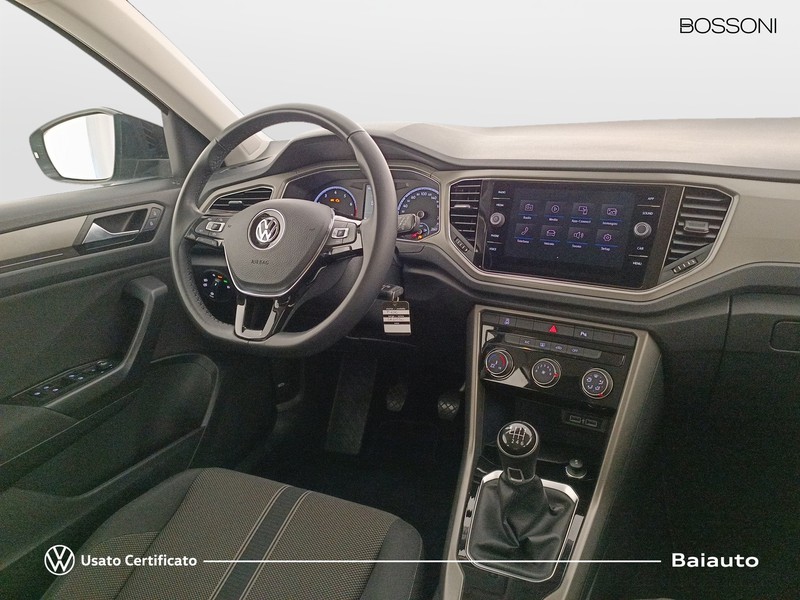 7 - Volkswagen T-Roc 1.0 tsi 115cv style
