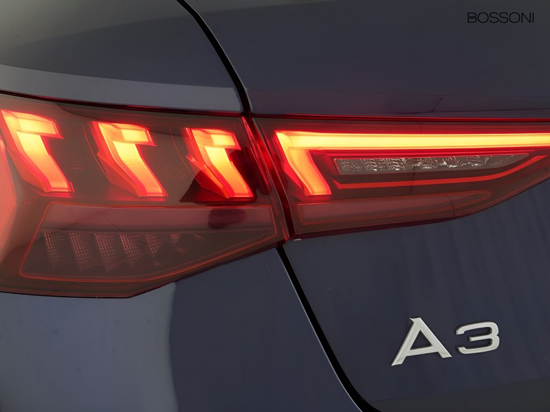 7 - Audi A3 sportback 30 2.0 tdi business advanced