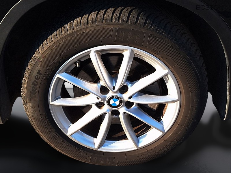 13 - BMW X1 18d sdrive business advantage steptronic