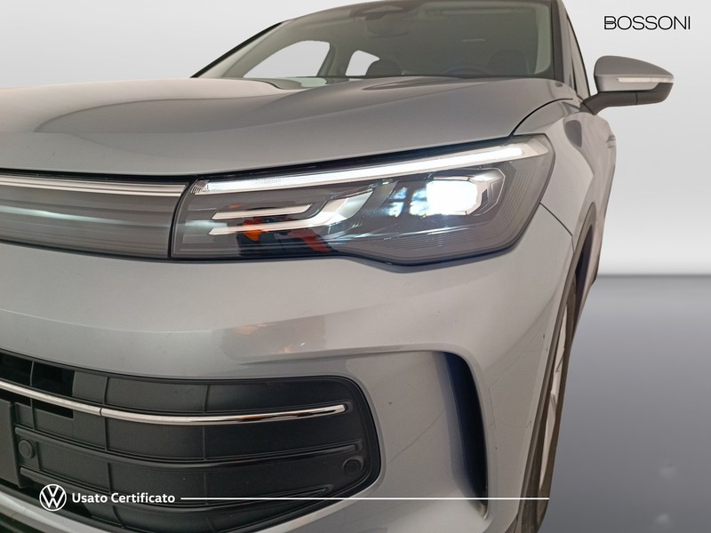 25 - Volkswagen Tiguan 2.0 tdi scr 150cv life dsg