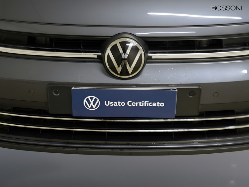 13 - Volkswagen Polo 1.0 tsi 110cv style dsg