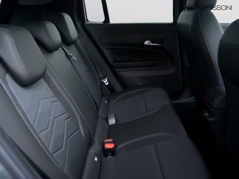 7 - Jeep Avenger 1.2 turbo e-hybrid mhev 110cv summit fwd edct6