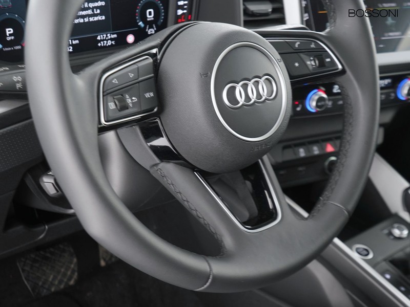 25 - Audi A1 sportback 30 1.0 tfsi 116cv business s tronic