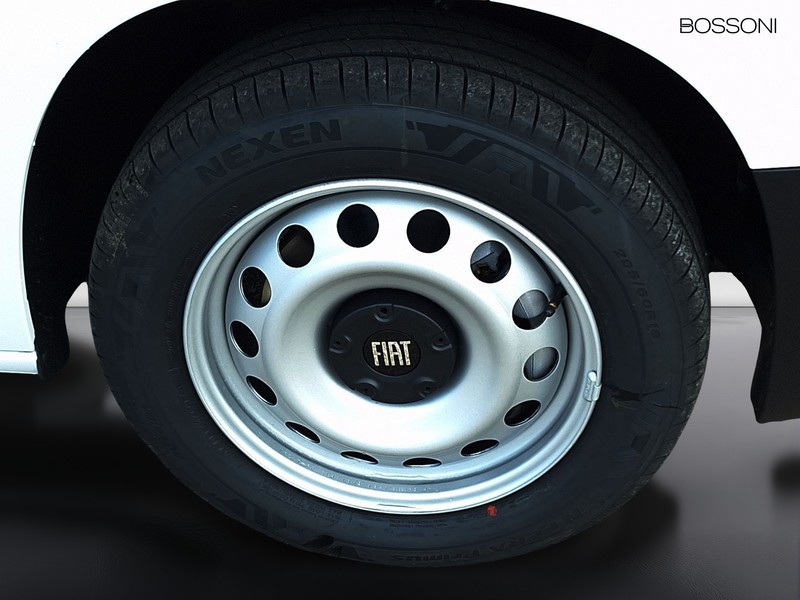 13 - Fiat Professional Doblò van d.cab xl 1.5 diesel 100cv