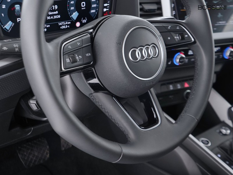 25 - Audi A1 sportback 30 1.0 tfsi 116cv business s tronic