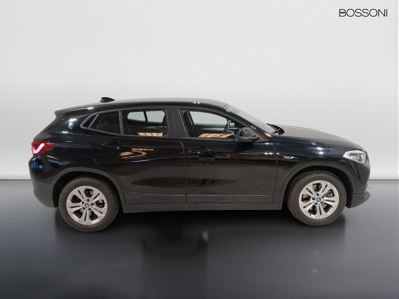 25 - BMW X2 25e xdrive business x steptronic