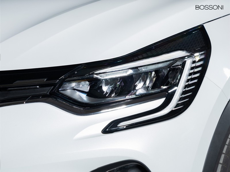 13 - Renault Captur 1.6 e-tech plug-in hybrid 160cv intens auto my21
