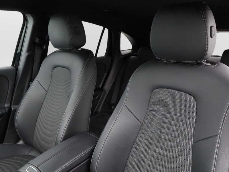 7 - Mercedes EQA 250+ sport plus