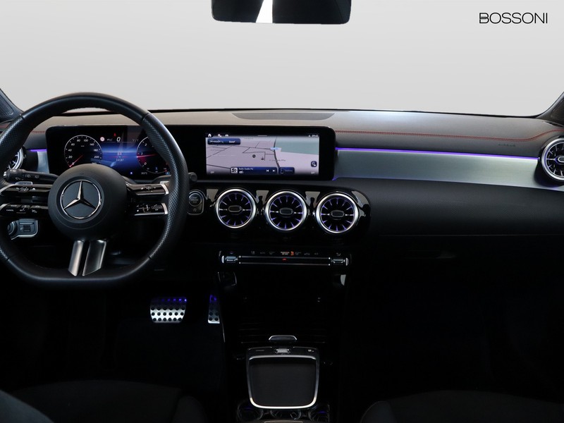 13 - Mercedes CLA shooting brake 200 d amg line advanced plus 8g-dct