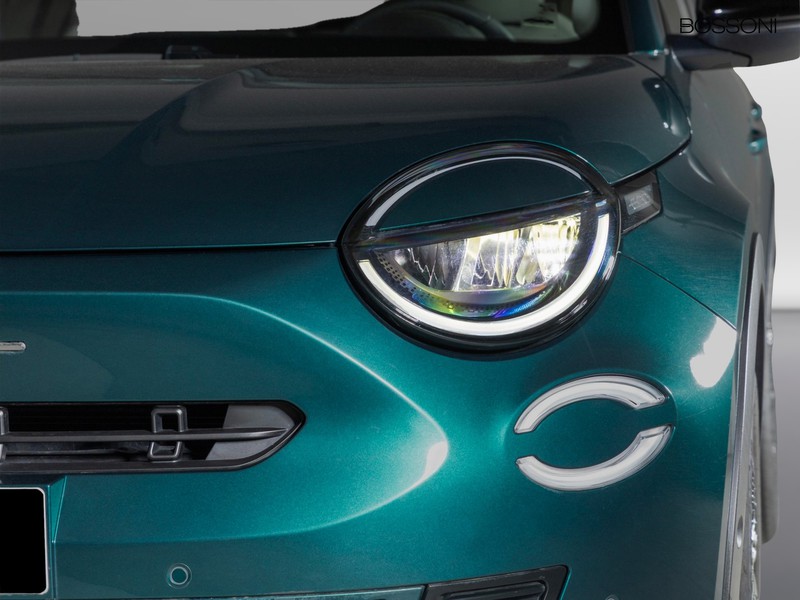 13 - Fiat 600 1.2 hybrid 110cv la prima ii edct
