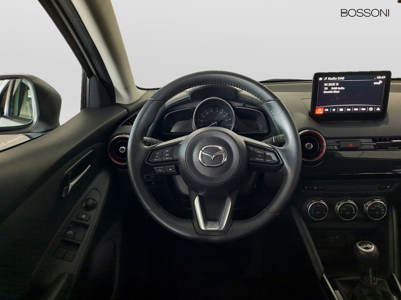 7 - Mazda 2 1.5 e-skyactiv g m hybrid 90cv homura