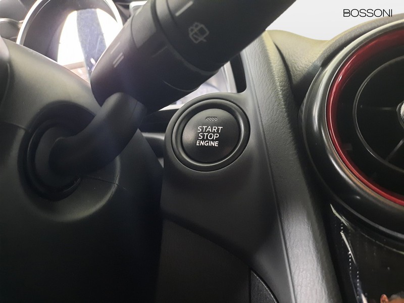 25 - Mazda 2 1.5 e-skyactiv g m hybrid 90cv homura