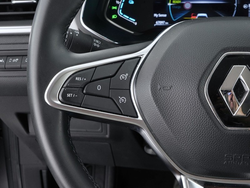25 - Renault Captur 1.6 e-tech hybrid intens auto 145cv