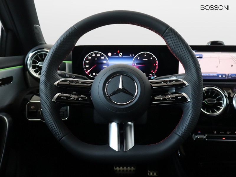 13 - Mercedes Classe A 200 d amg line advanced plus speedshift dct amg 8g