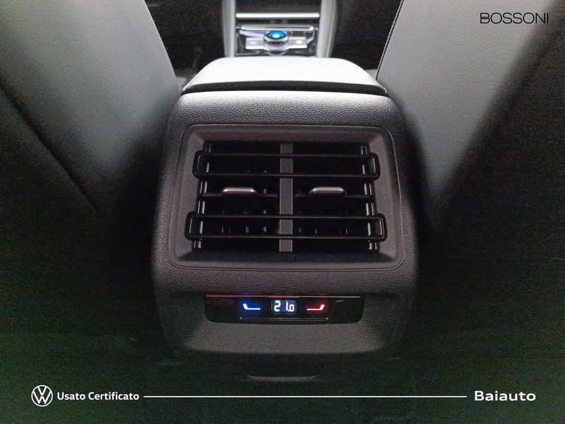 13 - Volkswagen Tiguan 1.5 etsi act 150cv r-line dsg