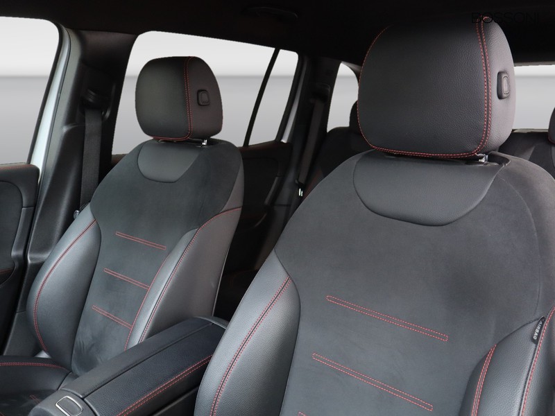 7 - Mercedes GLB 200 d premium 8g-dct