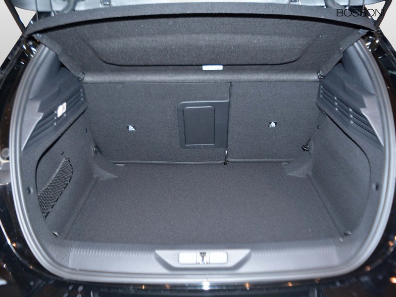 13 - Peugeot 308 1.2 hybrid 145cv gt e-dcs6