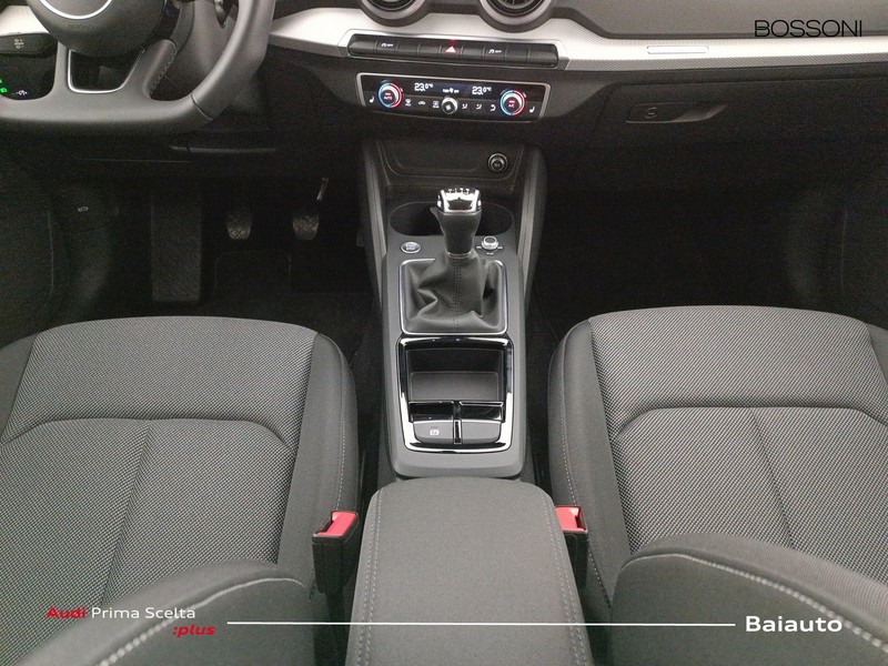 13 - Audi Q2 30 1.0 tfsi 116cv business advanced