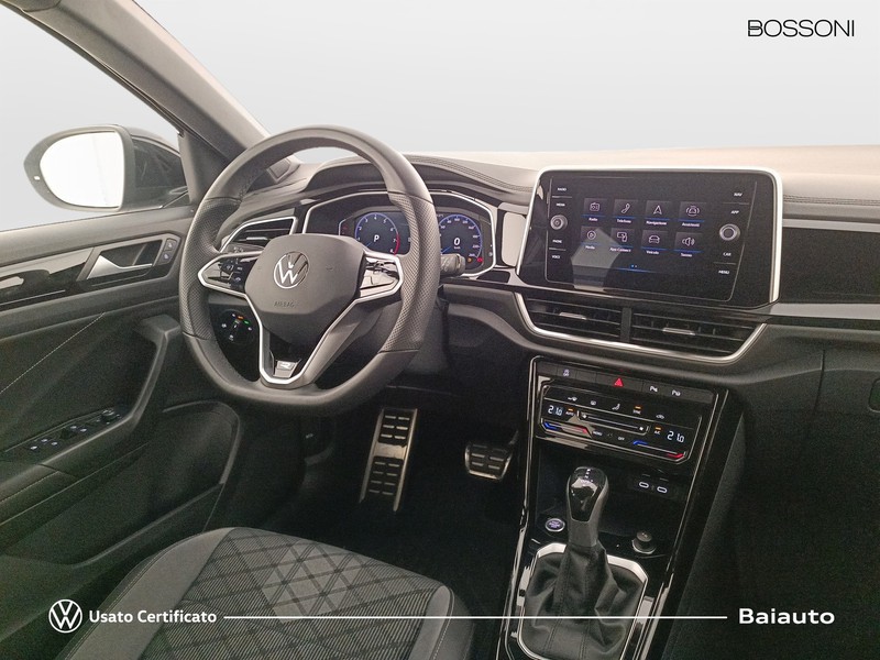 7 - Volkswagen T-Roc 1.5 tsi act r line dsg