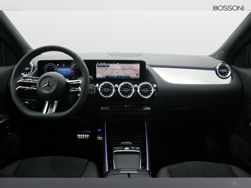 13 - Mercedes GLA 200 d amg line advanced plus 8g-dct