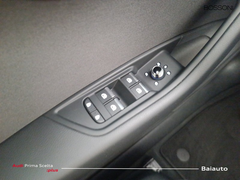 19 - Audi A4 avant 30 2.0 tdi mhev 136cv business advanced s tronic