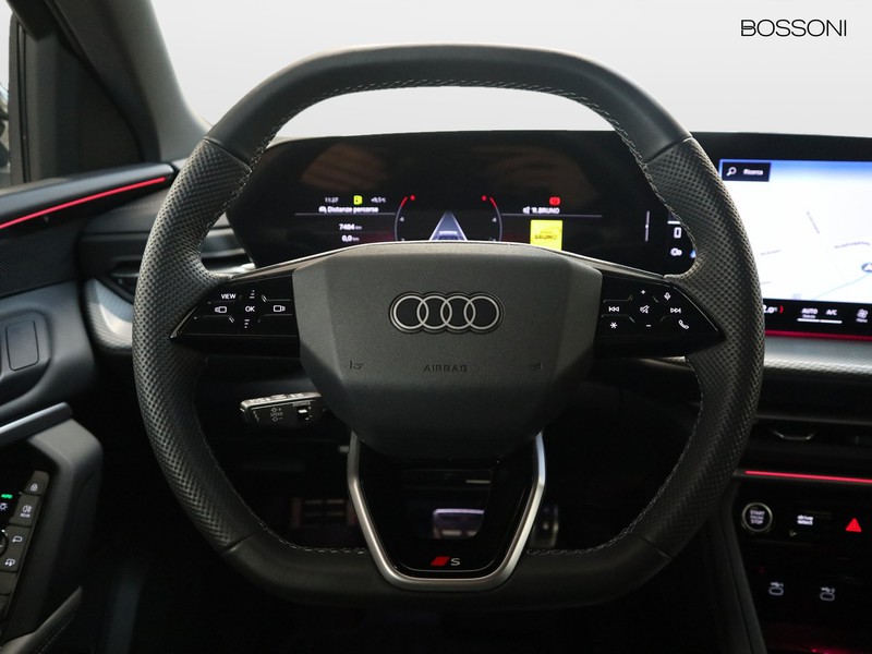 19 - Audi Q5 2.0 tdi mhev+ 204cv s line edition quattro s tronic