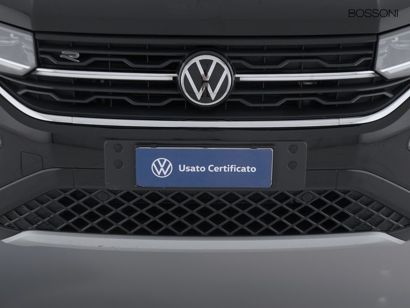 13 - Volkswagen T-Cross 1.0 tsi 115cv r-line plus dsg