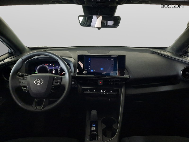 7 - Toyota C-HR 1.8 hybrid 140 active fwd e-cvt