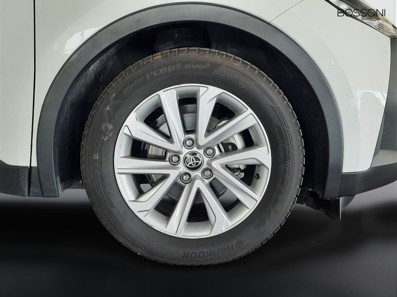 19 - Toyota C-HR 1.8 hybrid 140 active fwd e-cvt