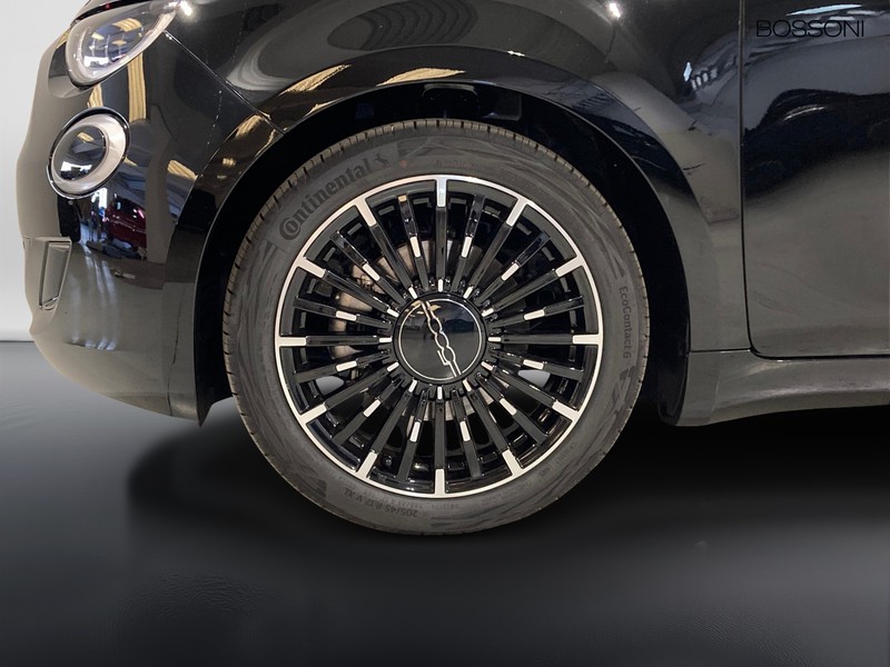 19 - Fiat 500 1.0 hybrid icon