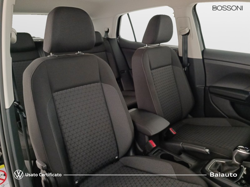 19 - Volkswagen T-Cross 1.0 tsi 110cv style dsg