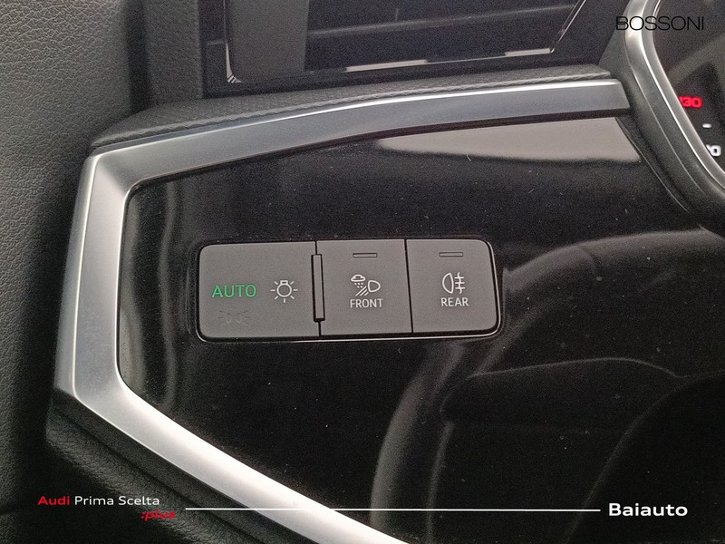 19 - Audi Q3 sportback 40 2.0 tdi 200cv s line edition quattro s tronic
